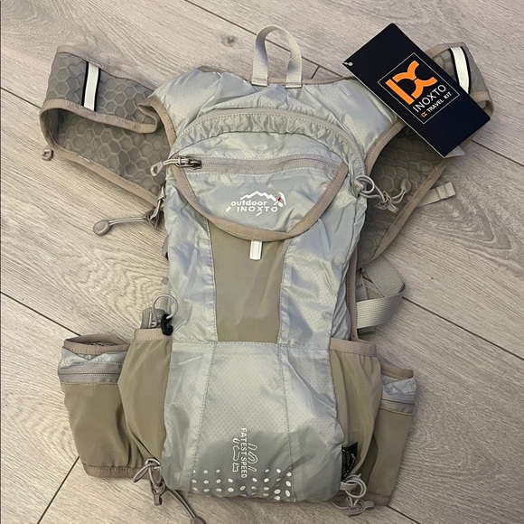 Hydration Pack Backpack - Picture 6 of 7